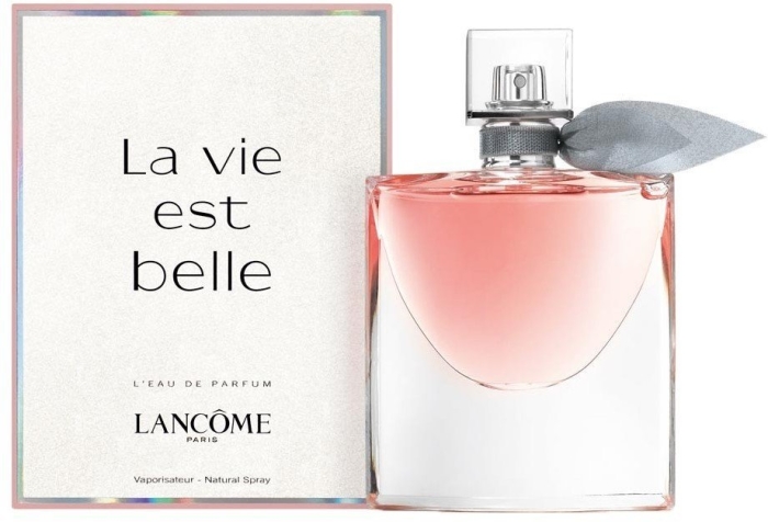 Man Very angry Peep Lancome La vie est belle EdP 100ml in duty-free at airport Boryspil