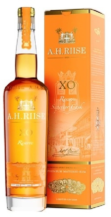 A.H. Riise XO Reserve Rum 40% Giftpack 0.7L