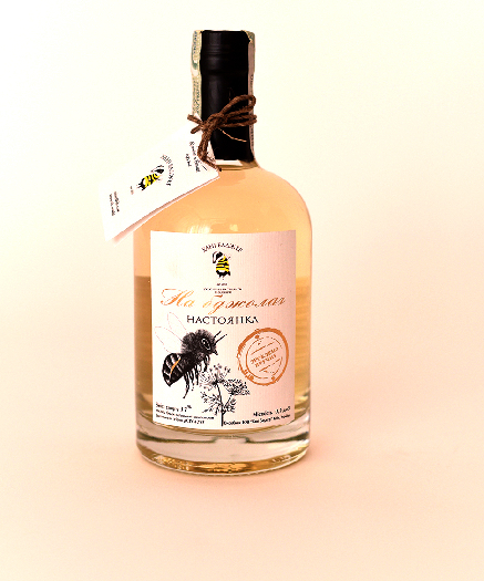 Honey Badger Bee Infused Nastoyanka 37% 0.5L