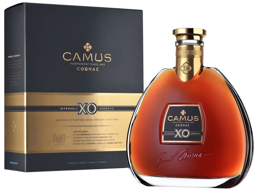 Camus XO Cognac 40% Giftpack 1L in duty-free at airport Vilnius